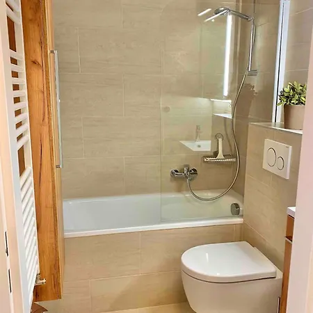 Ferienstudio Mit Herrlicher Berg- Und Talsicht Appartement